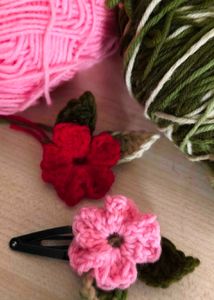 🔥 MEGA SALE OFFER 🔥Crochet Flower Hair Clips &amp; E