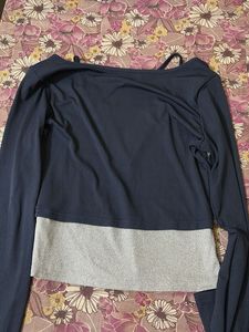 Savana Chic Navy and Grey Long Sleeve Top