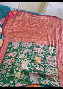 Elegant Green & Red& pink Saree 💚 ♥️ 🩷