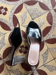 Chic Black Slides