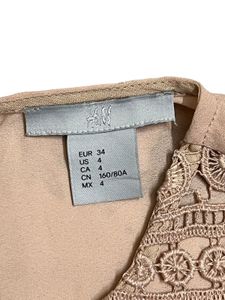 H&amp;M Floral Lace Sleeveless Top in Dusty Blush | XS