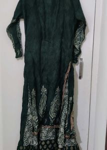 Elegant Green Ethnic Kurta Set