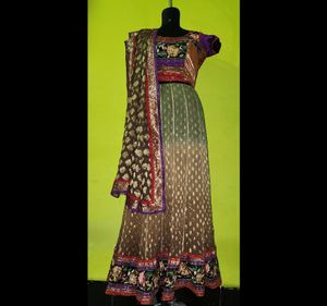 Banarasi Lehenga Perfect For MEHENDI