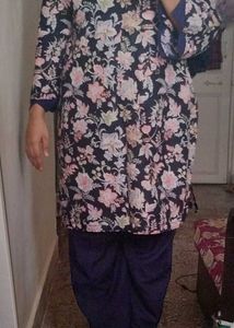 Floral Printed Kurta with Navy Blue Pants