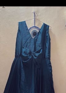 Elegant Teal Gown with Bow Detail