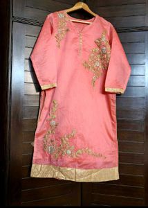 Elegant Peach Embroidered Kurta