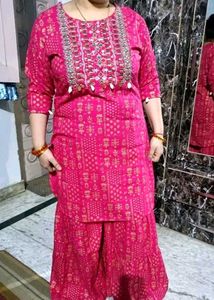 Graceful Pink Kurta Set