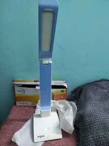 Wipro Symphony Rechargeable Led Table Lamp