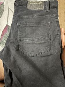 United Colors of Benetton Black Shorts