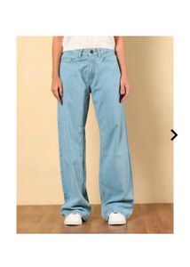 SHEIN Light Wash Wide Leg Jeans