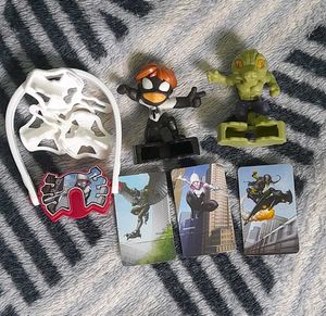 Spider-gwen and band Toy Set