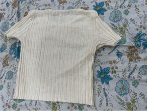 Ribbed short-sleeve top