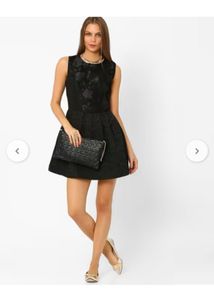 Chic Fit and Flare Dress(M)