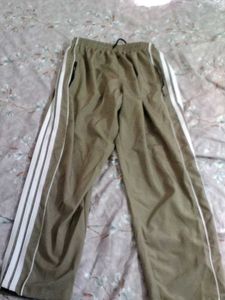 Addidas baggy tracks
