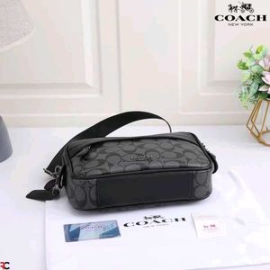 COACH* *GRAHAM CROSSBODY IN SIGNATURE CANVAS