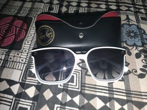 Chic White Sunglasses