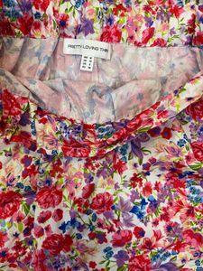 Like New Co Ord Set Floral Crop Top And Shorts