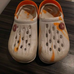 Classic Clogs - Size 7