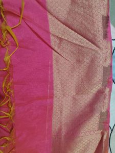 💕Vibrant Pink Leaf Print Dupatta