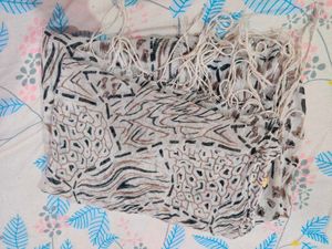 Stylish Animal Print Scarf