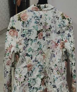 Chic Floral Blazer Jacket