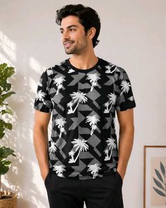 Men black tshirt