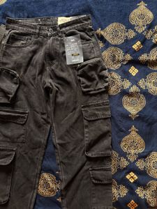 Cargo Jeans