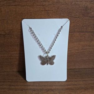 🦋 | Silver Butterfly Pendant Necklace