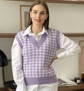 Houndstooth Knit Vest