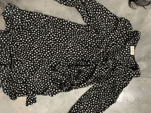 Chic Black &amp; White Polka Dot Dress