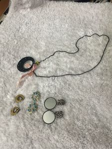 Fashionable Necklace and Earring Set