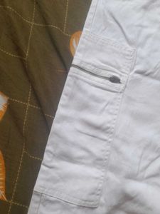 WHITE CARGO PANTS (ZUDIO)