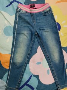 👖 Jeans And Floral Shirt 🌺