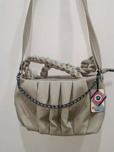 *New*Stylish Pleated Handbag with Chain Detail