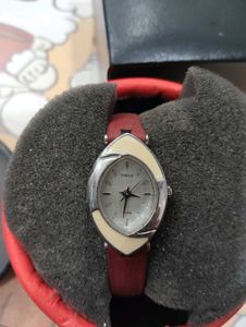 Timex Women's Watch - Classic Style