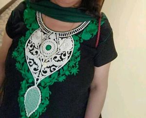 women Embroidered kurta