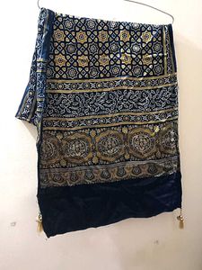 Elegant Velvet Dupatta