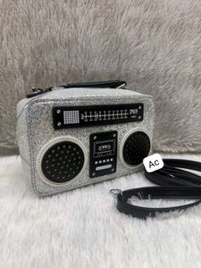 RADIO CROSSBODY