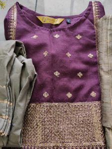 Elegant purple kurti set used three times