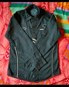 Black Shirt 🖤🖤 Medium Size