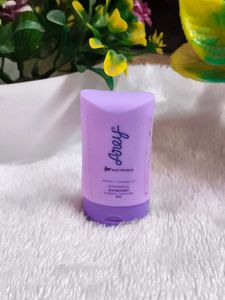 pack of 1 Arey Blueberry + Ceramides Sunscreen Wit