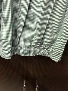 Chic Green Gingham Twist-Front Blouse