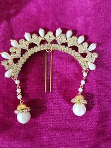 Elegant Hair Pin with Pearls
