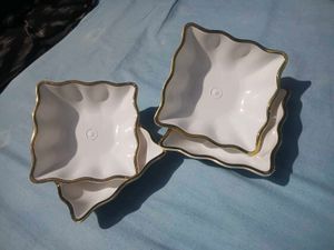 Elegant White &amp; Gold Square Bowls Set