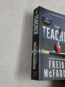 🟥The Teacher by Freida McFadden - Thriller Book
