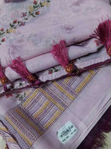 Beautiful Floral Print Saree