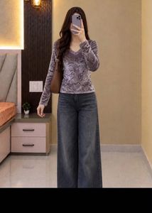 Y2K Velvet V-Neck Long Sleeve Top