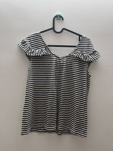 Fame forever - Classic Striped V-Neck Top -