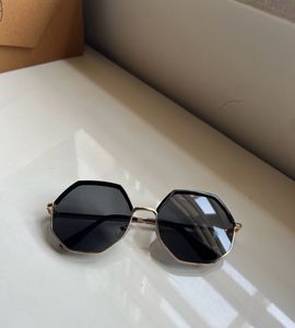 Geometric Octagon Sunglasses