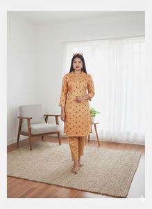 Floral Print Collared Kurta